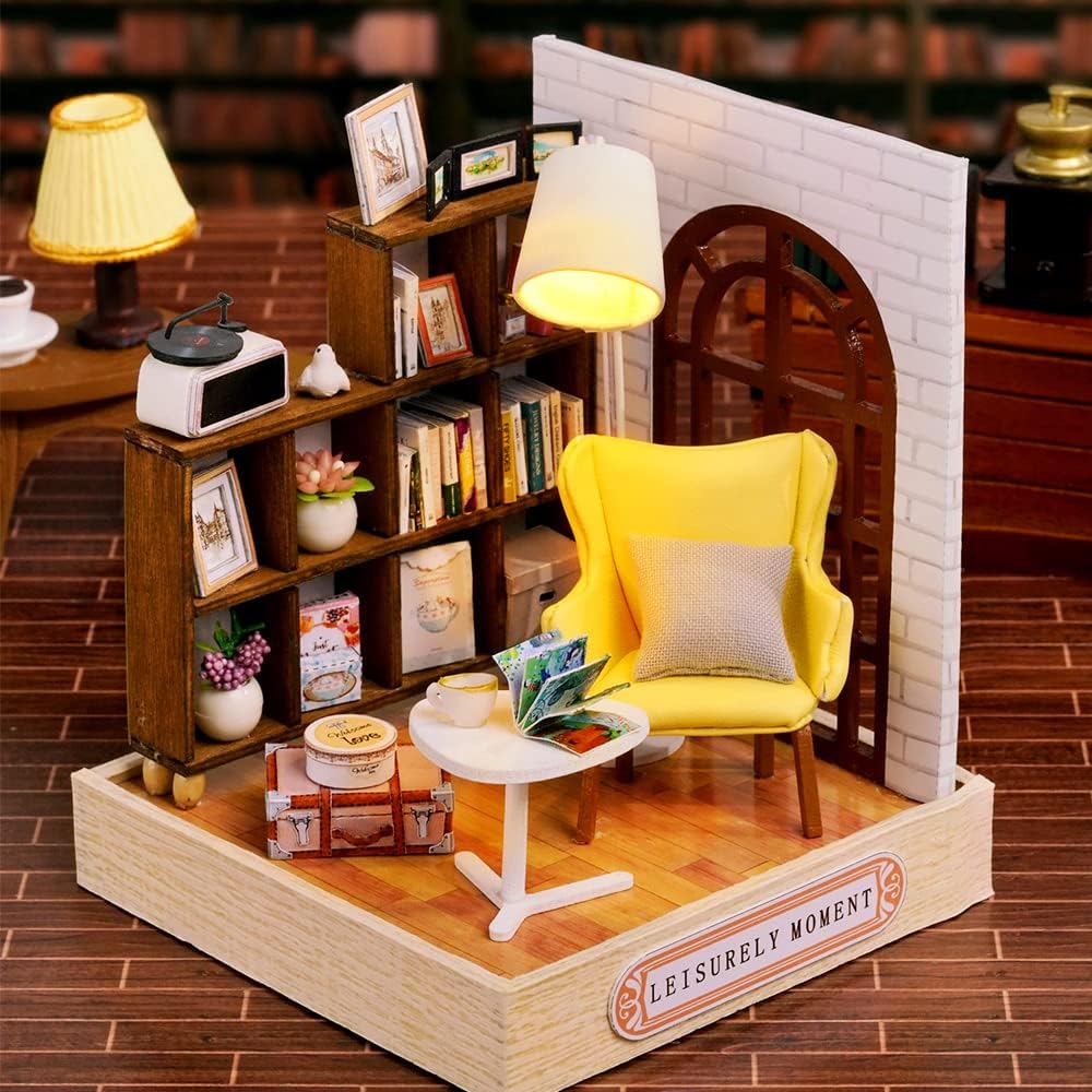 4pcs/lot Handmade Miniature Landscape DIY Creative Miniature Dollhouse (Leisure Time)