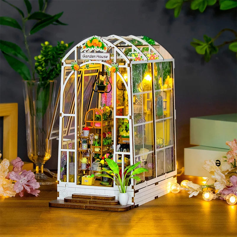 Garden House Book Nook with LED – Perfect Bookshelf Decor & Gift